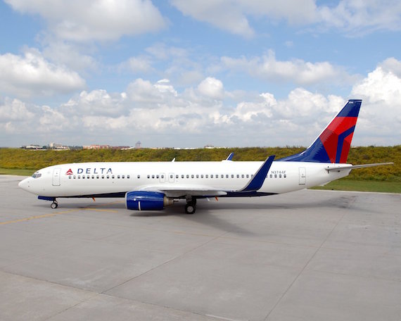 delta airplane delta airplane