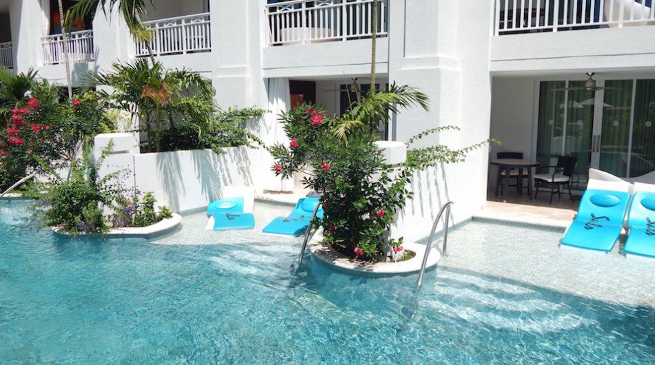 10 Caribbean Hotels With Swim Up Suites