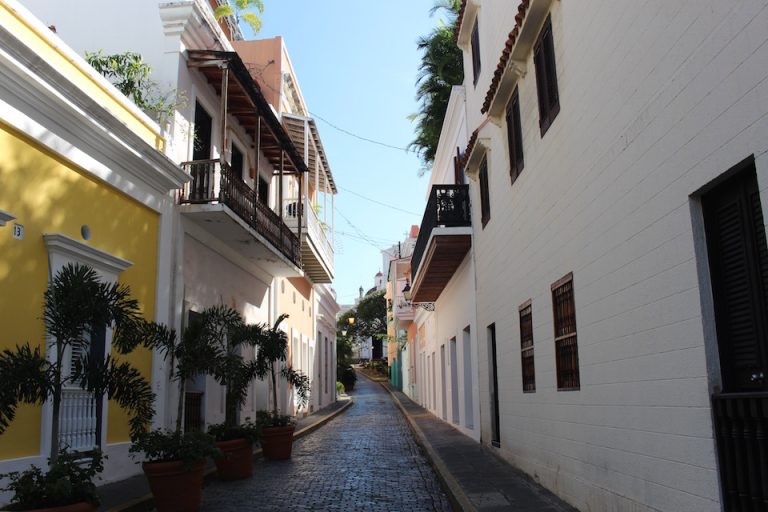 Why Should a Traveler Come to San Juan?