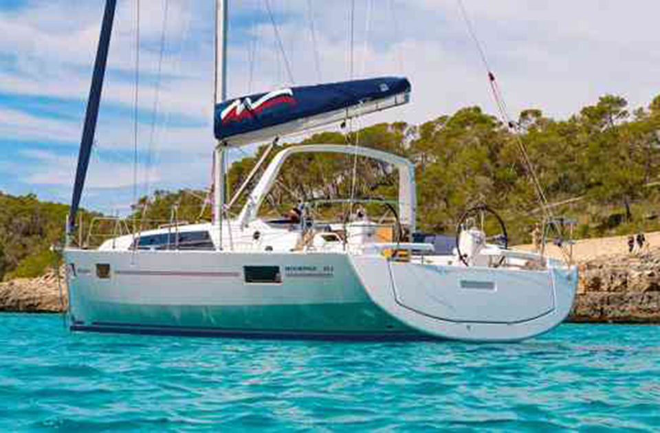 Moorings Monohull