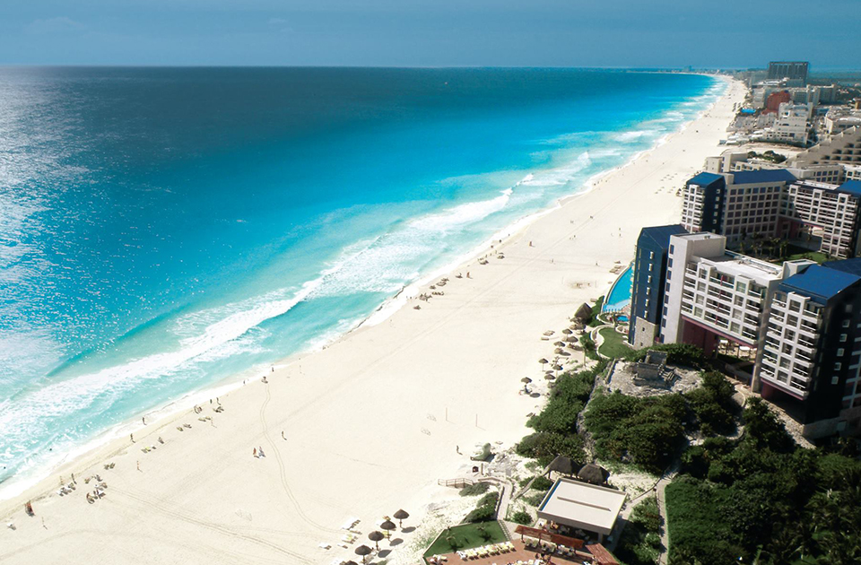 Cancun U.S. Visitors