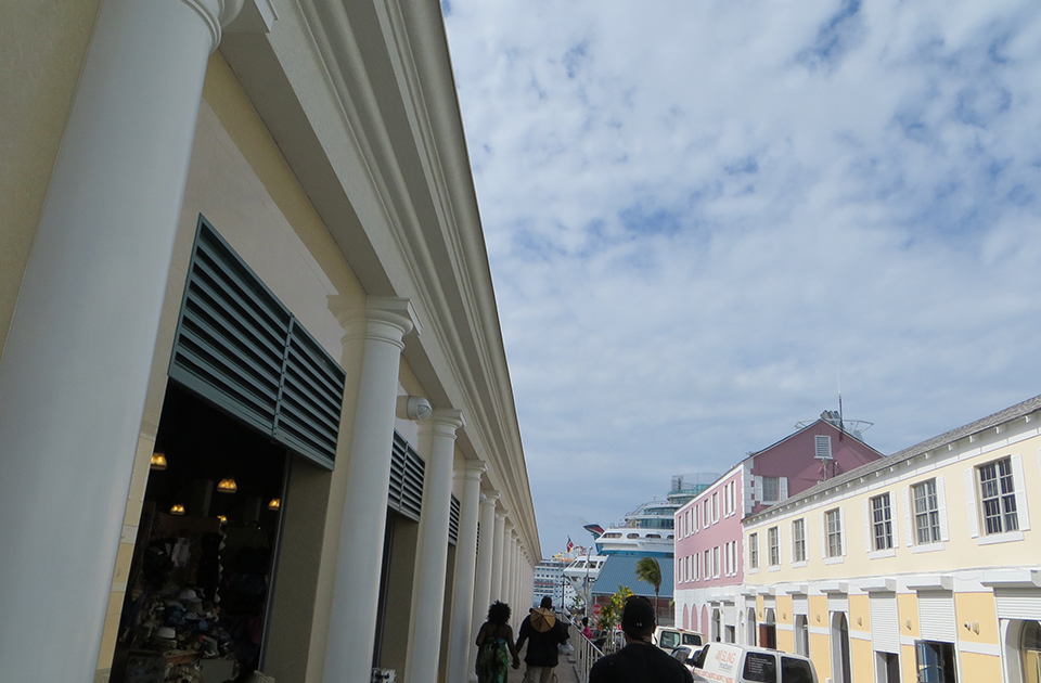 Bahamas Planning Expansion of Straw Markets