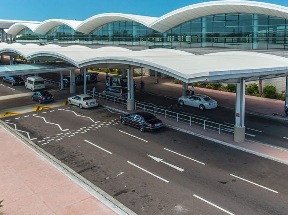 nassau airport