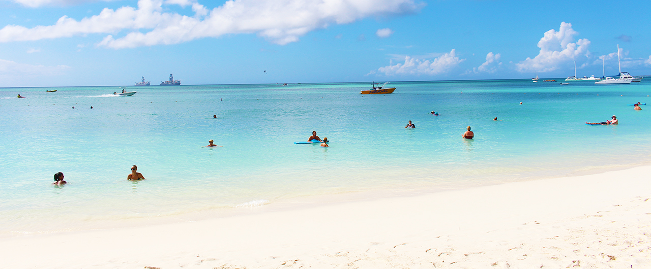 Aruba, Airbnb Sign Tourism Agreement