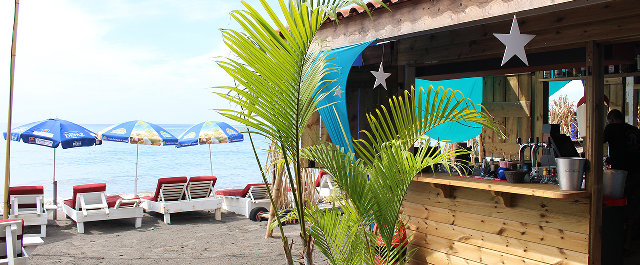 Beach Rum Bar