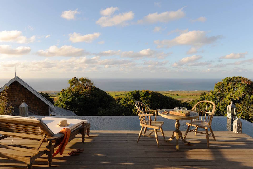 A villa view at Belle Mont Farm.