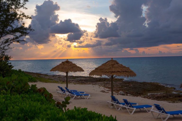 The 5 Best Cayman Islands AllInclusive Resorts