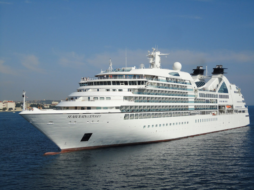 smaller cruise ships in the caribbean