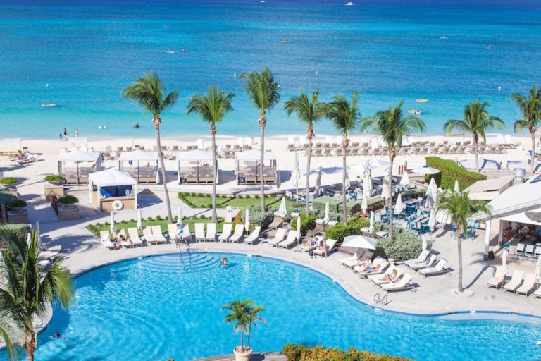 The 10 Best Beach Resorts to Visit Right Now