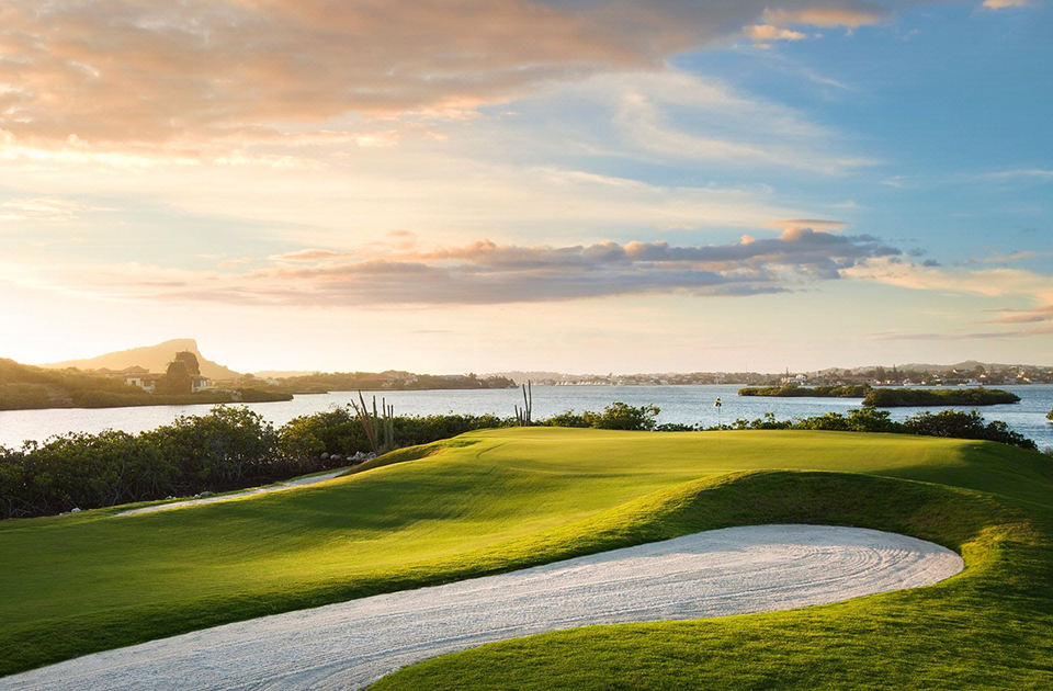 united airlines curacao flights golf