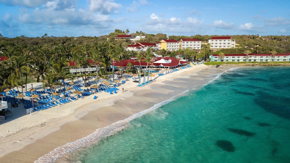 antigua pineapple beach club