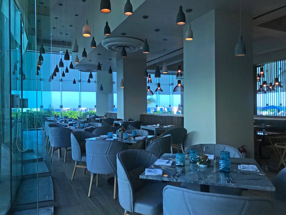 cancun live aqua