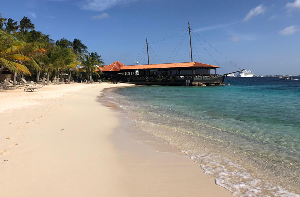 bonaire luxury resort