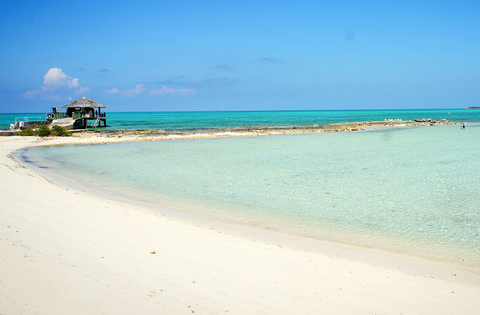 bahamas resorts small