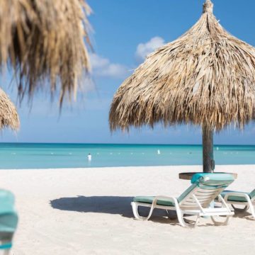 aruba hotels best beach chairs