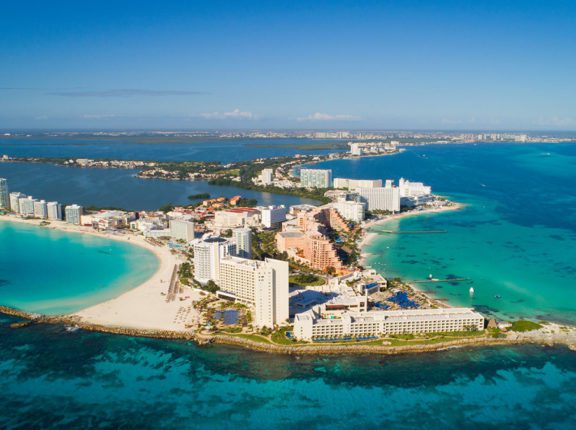 cancun canada flights