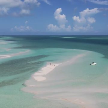 bahamas flights aztec