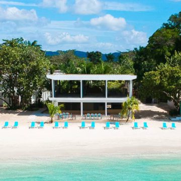 jamaica resorts small