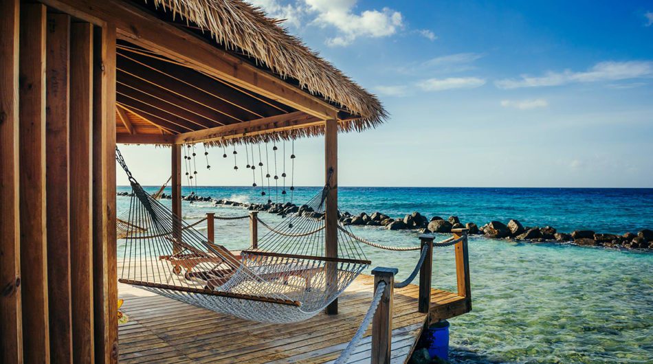 aruba reopens