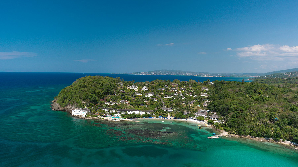 Take a Look Inside Ralph Lauren's House in Jamaica