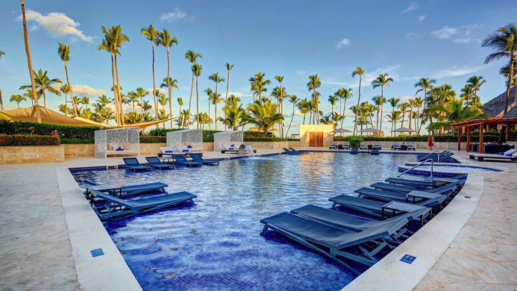 punta cana resorts royalton