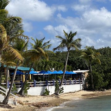 st thomas beach bar