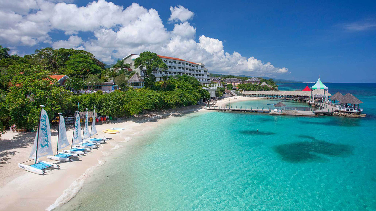 sandals curacao