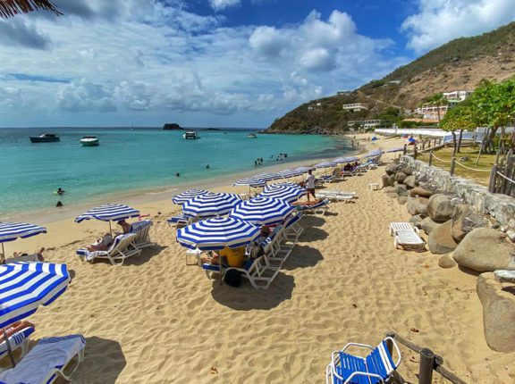 st maarten vaccinated travelers