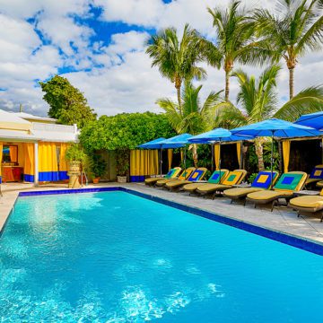 bahamas luxury hotel sold