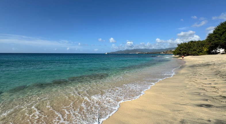 tiny beach resorts in the caribbean