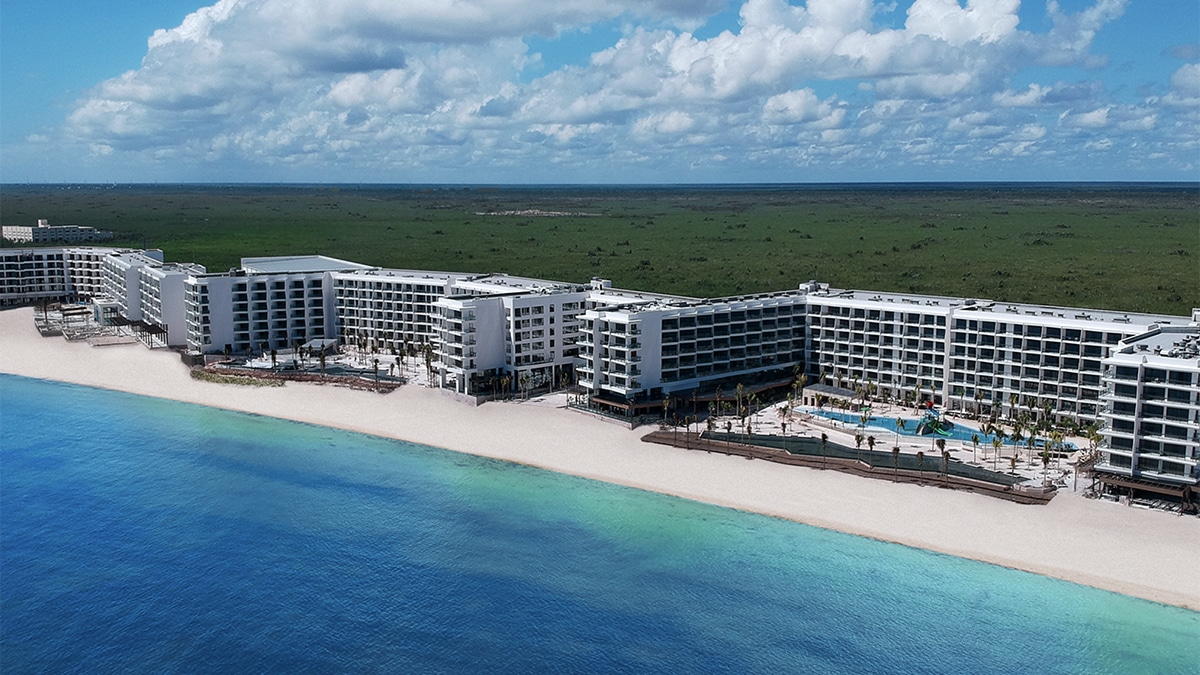 Hilton Just Opened a New AllInclusive Resort in Cancun