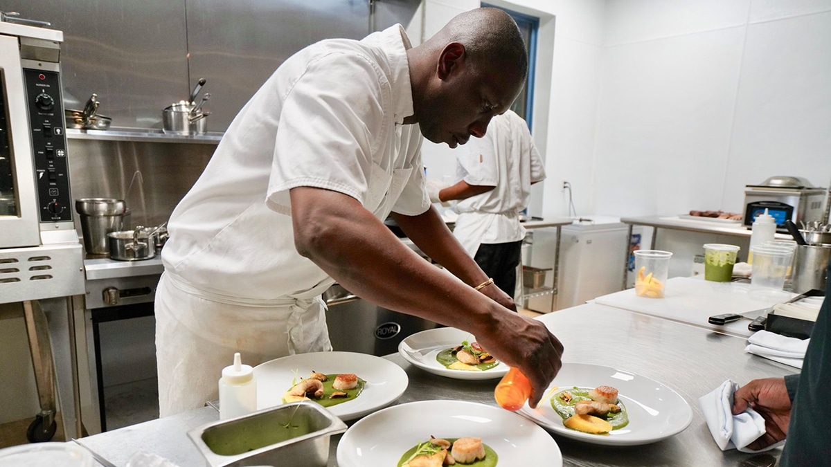How St Thomas Restaurants Are Putting a Spotlight on Local Cuisine