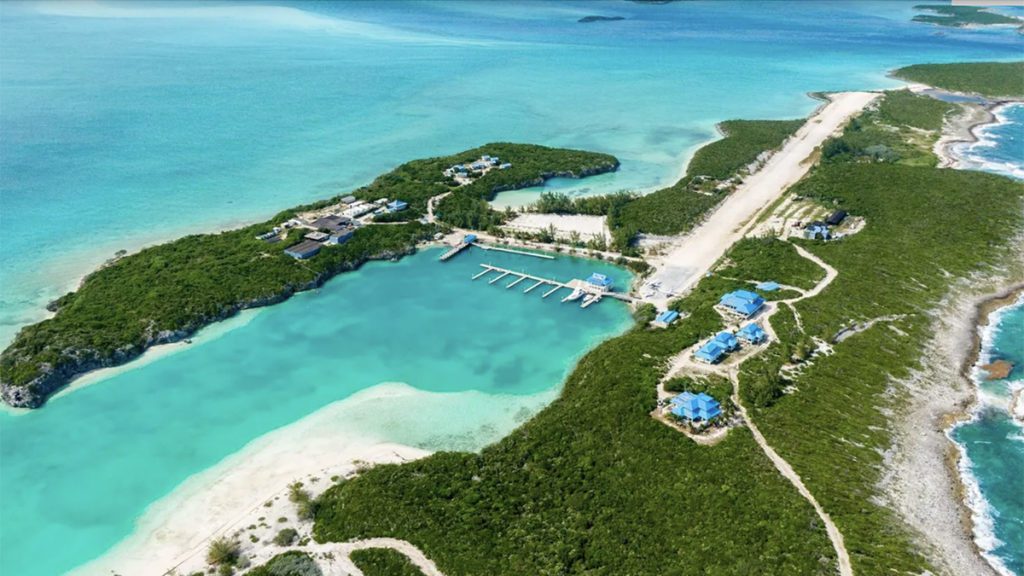 bahamas cave cay