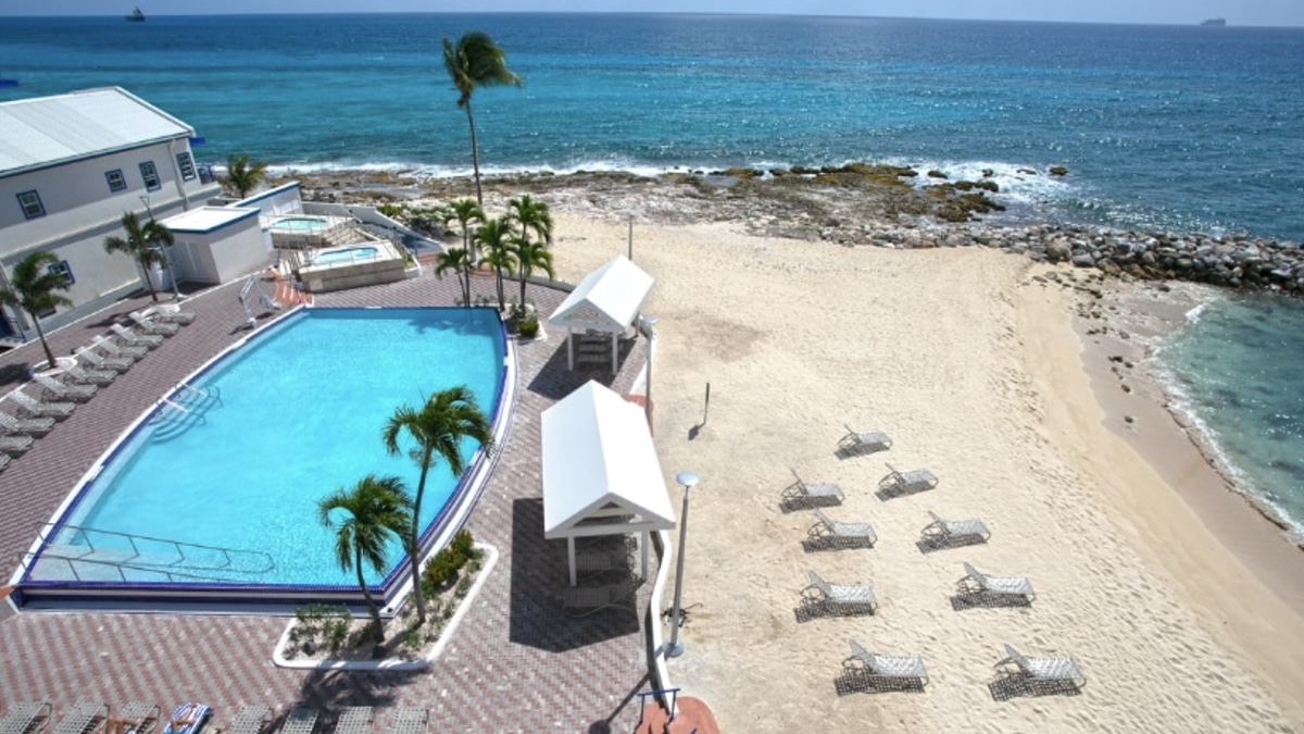 Hilton Vacation Club Debuts Two Resorts in St Maarten