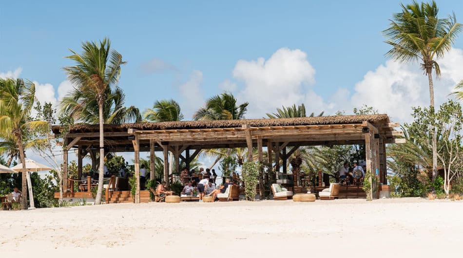caribbean robert de niro beach