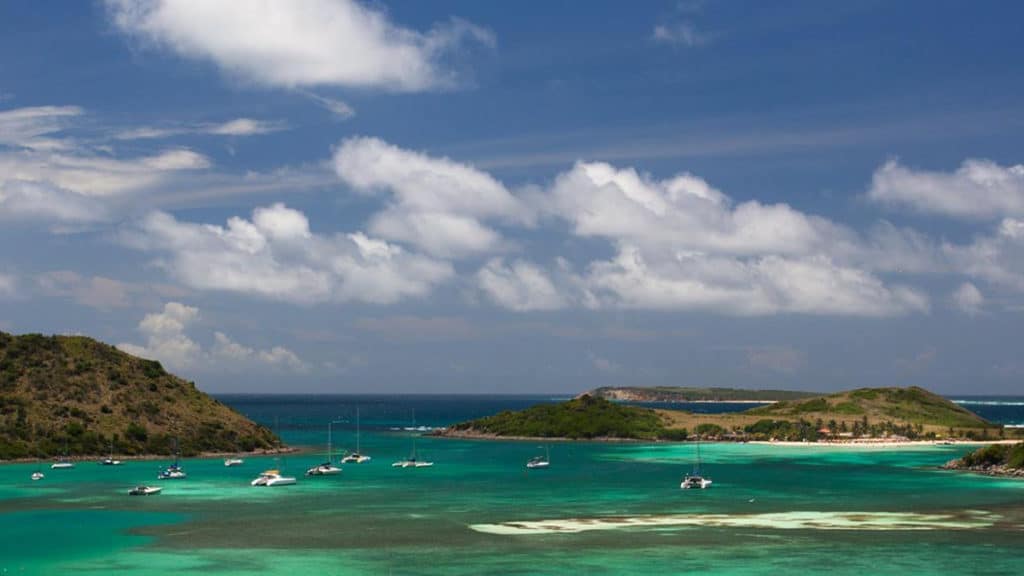 caribbean beaches by boat