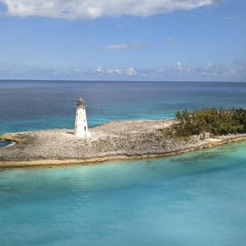 paradise island bahamas caribbean photo