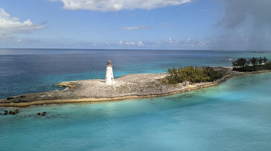 paradise island bahamas caribbean photo