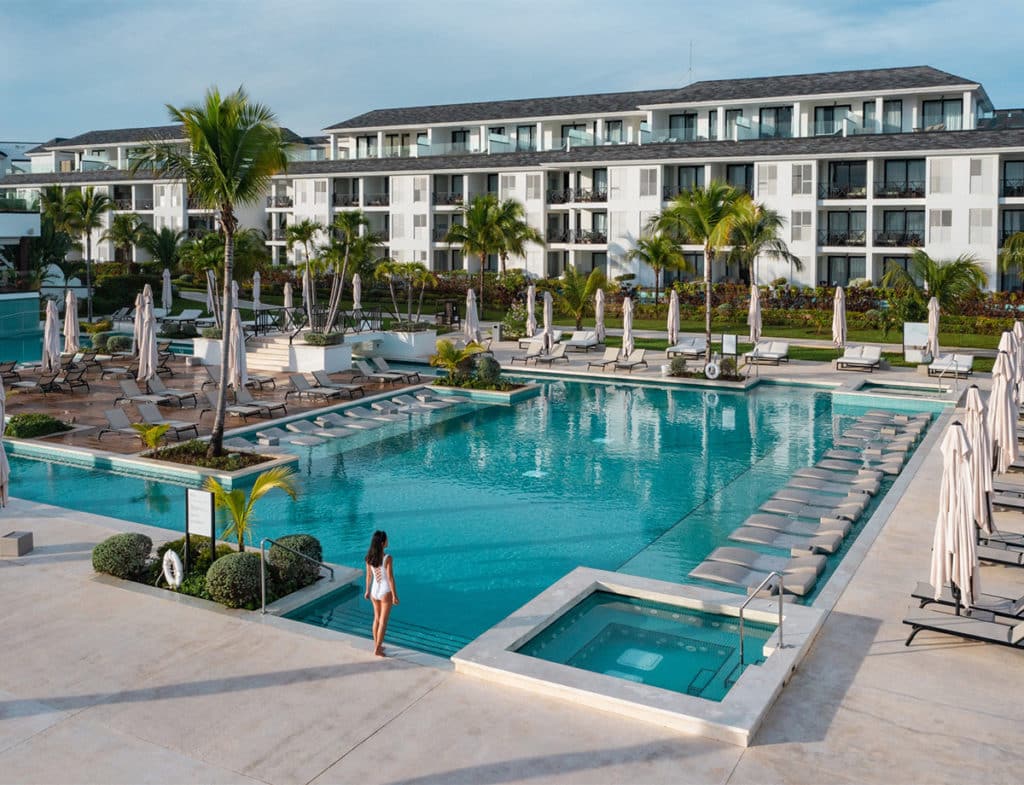 all-inclusive jamaica resort falmouth pool