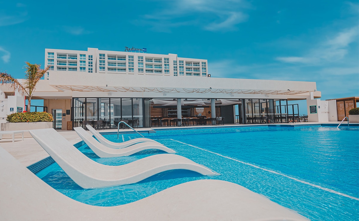 This Aruba Resort Has a New Rooftop Pool