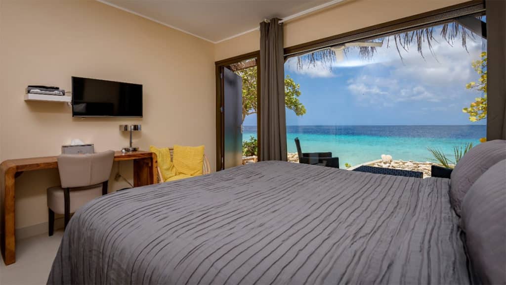 jamaica beach resorts cayman islands