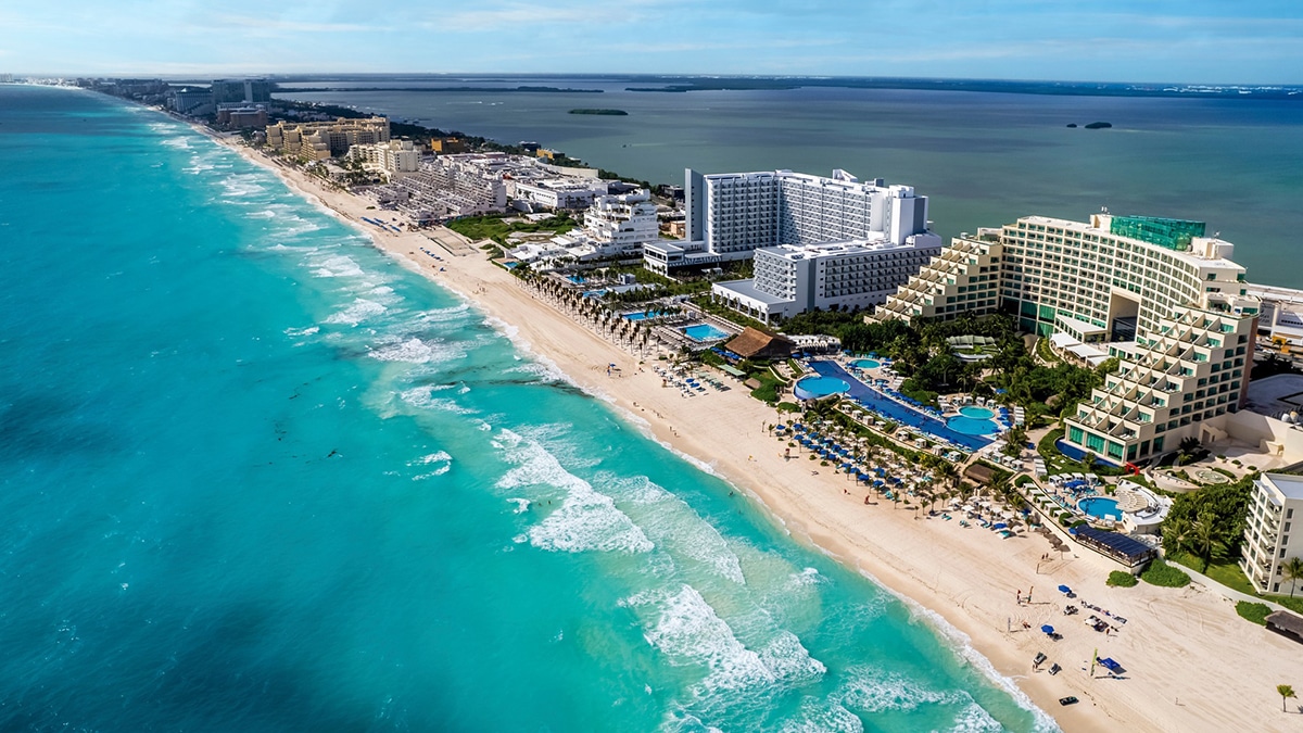 Frontier Airlines Has an All-You-Can Fly Pass to the Caribbean