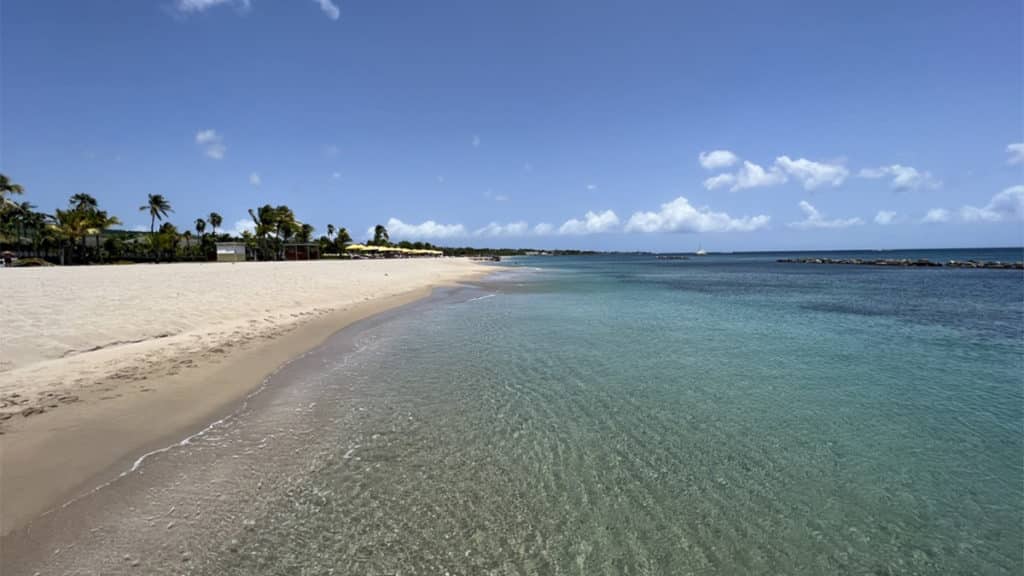 pinneys beach in nevis