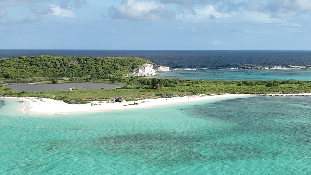 high cay off the coast of san salvador