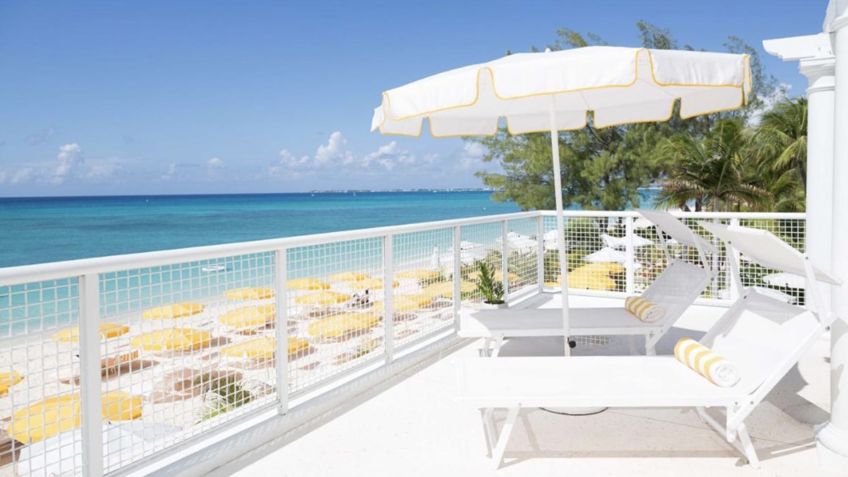 The 11 Best Resorts in Grand Cayman Page 3 of 11
