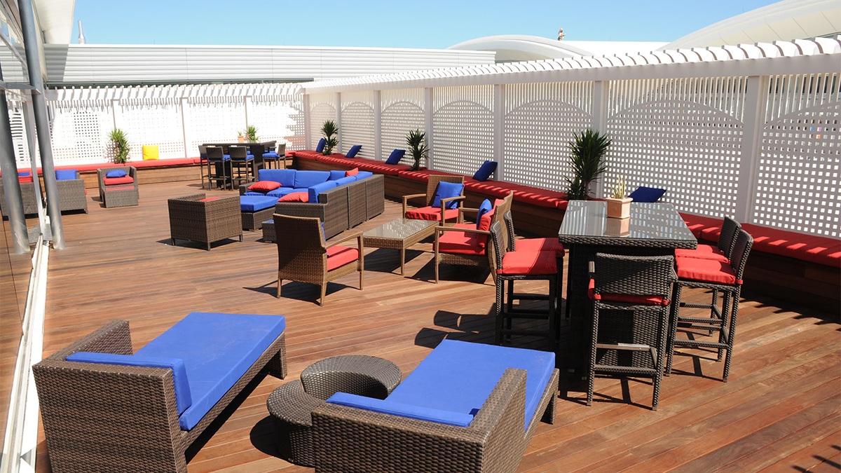 caribbean airport lounge