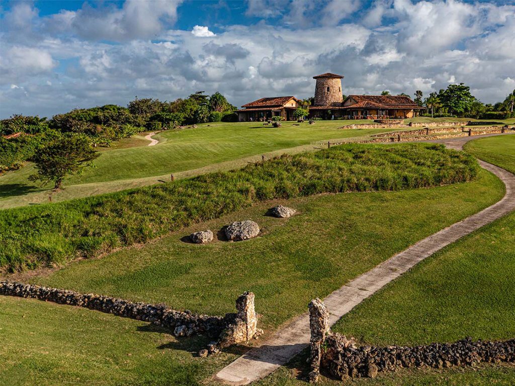 royal isabela golf course