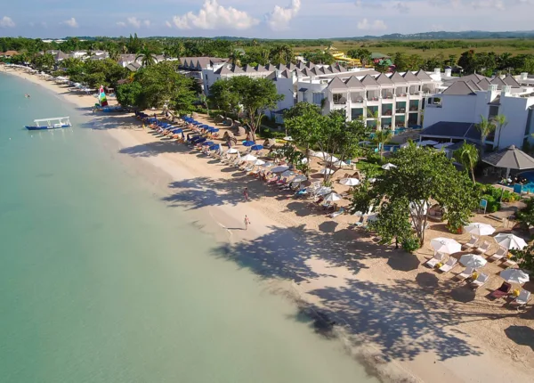 jamaica adults-only location on the beach