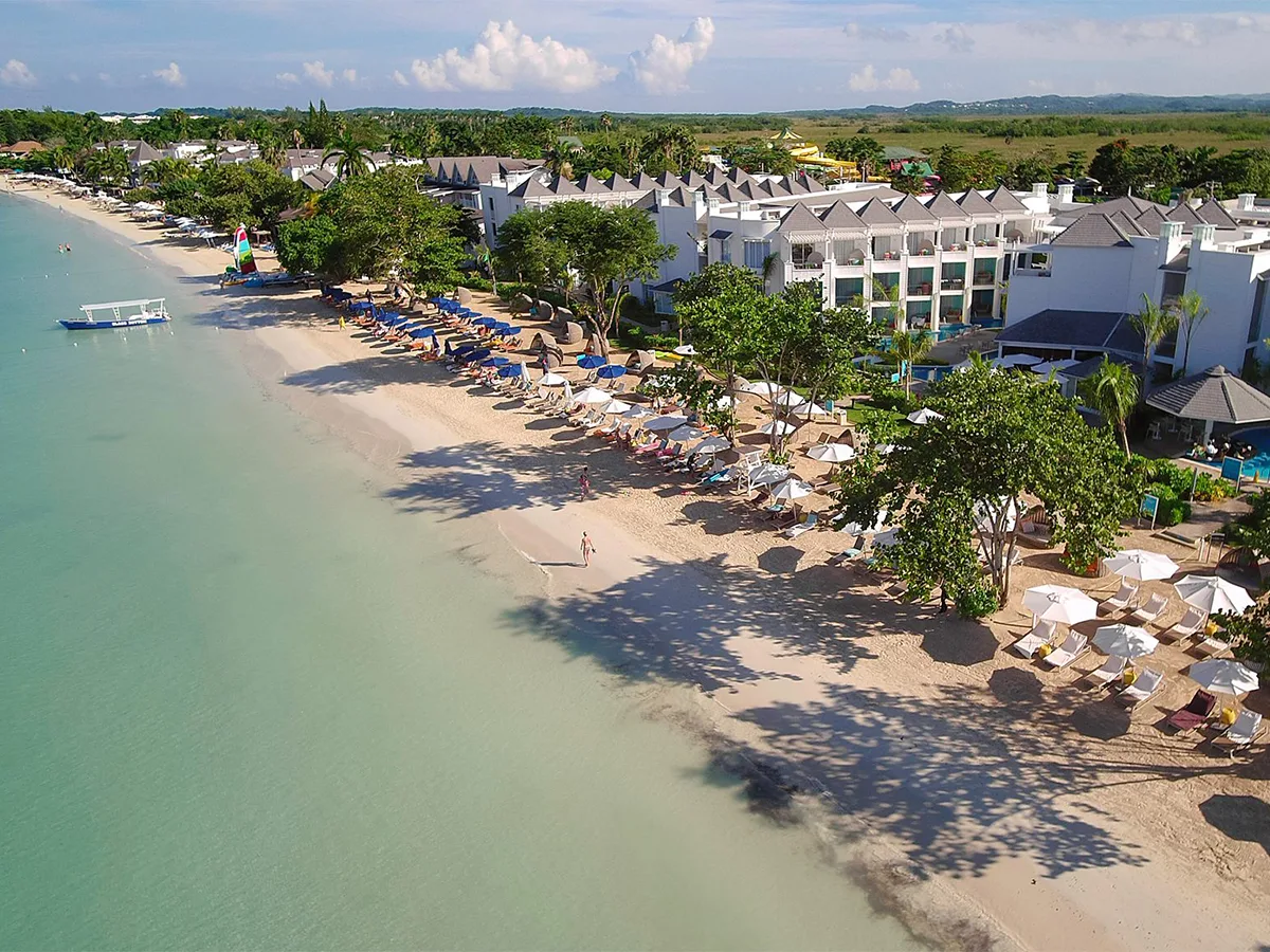 jamaica adults-only location on the beach