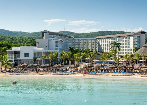 montego bay marriott on the resort beach